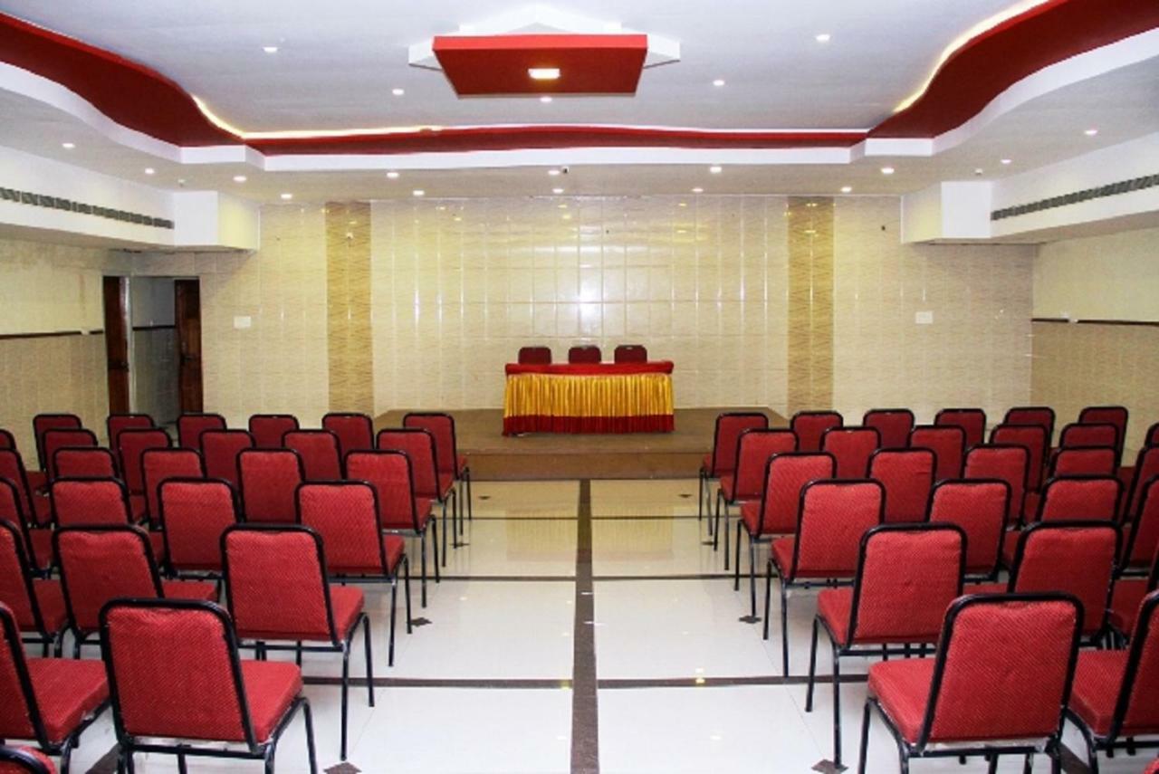Poppys S.E.T Residency Ξενοδοχείο Kumbakonam Εξωτερικό φωτογραφία